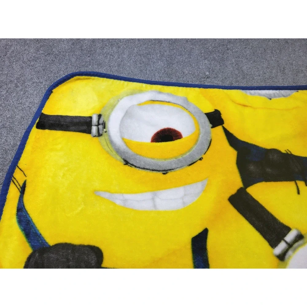 Despicable Me Minions Throw Blanket 48x38 Fleece Universal Studios Plush